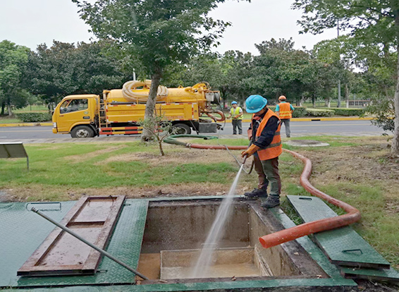 蓬莱镇化油池清理